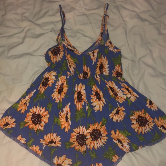 LF Sunflower Romper - Picture 2 of 3
